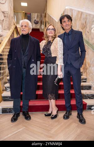 Torino, Italien. November 2024. Michele Placido, Ornella Muti und Giulio Base posieren vor dem Fotoaufruf des Films “Romanzo Popolare” während des 42. Torino Film Festivals am 24. November 2024 in Turin. Italien - Nachrichten - Dienstag, 26. November 2024. (Foto: Marco Alpozzi/Lapresse) Credit: LaPresse/Alamy Live News Stockfoto