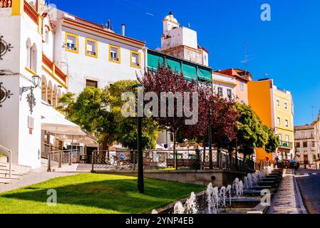 Platz, Straße Rua da Cadeia. Cadeia Street. Elvas, Alentejo, Portugal, Europa Stockfoto