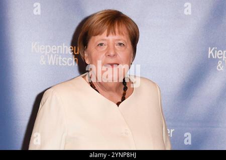 Angela Merkel, die ehemalige Bundeskanzlerin bei der Buchpremiere ihrer Memoiren Freiheit am 26.11.2024 im Deutschen Theater in Berlin Buchpremiere von Angela Merkels Freiheit im Deutschen Theater in Berlin *** Angela Merkel, die ehemalige Bundeskanzlerin bei der Buchpremiere ihrer Memoiren Freiheit am 26. 11. 2024 am Deutschen Theater in Berlin Buchpremiere von Angela Merkels Freiheit am Deutschen Theater in Berlin Stockfoto