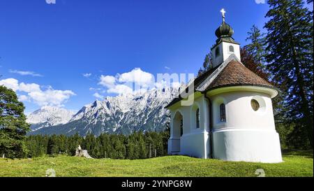 Kapelle Maria-Koenigin am Lautersee bei Mittenwald Stockfoto