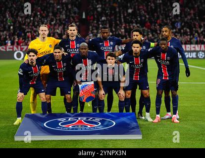 Allianz Areana, München, Deutschland. November 2024. Paris Saint-Germain Team während eines Spiels am 5. Spieltag der Champions League, FC Bayern München gegen Paris Saint-Germain, bei Allianz Areana, München. Ulrik Pedersen/CSM/Alamy Live News Stockfoto