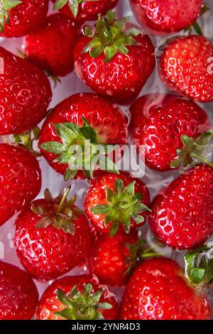Frische, reife Erdbeeren aus nächster Nähe Stockfoto
