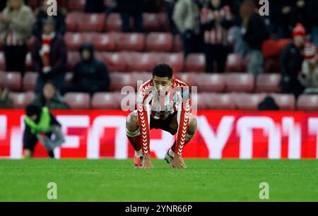 Sunderlands Jobe Bellingham reagiert beim letzten Pfiff nach dem Spiel der Sky Bet Championship im Stadium of Light in Sunderland. Bilddatum: Dienstag, 26. November 2024. Stockfoto