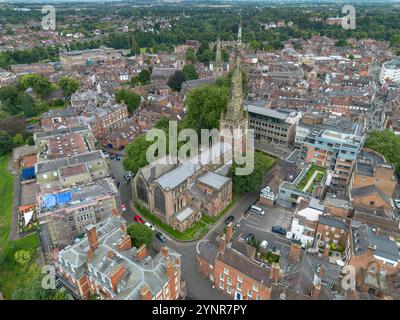 Luftaufnahme der Kirche St. Maria der Jungfrau (SY1), Shropshire, Großbritannien. Stockfoto