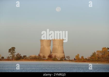 Herald, Kalifornien, USA. November 2024. Die Rancho Seco Nuclear Generating Station ist ein stillgelegtes Kernkraftwerk des Sacramento Municipal Utility District in Herald, Kalifornien. (Kreditbild: © David G. McIntyre/ZUMA Press Wire) NUR REDAKTIONELLE VERWENDUNG! Nicht für kommerzielle ZWECKE! Stockfoto