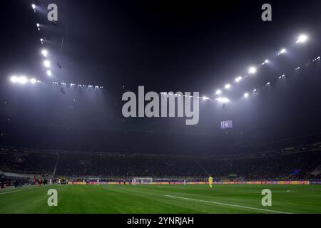 Mailand, Italien. November 2024. Eine allgemeine Ansicht während des Spiels der UEFA Champions League im Stadio Giuseppe Meazza, Mailand. Der Bildnachweis sollte lauten: Jonathan Moscrop/Sportimage Credit: Sportimage Ltd/Alamy Live News Stockfoto