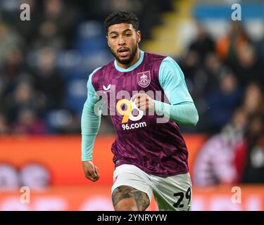 Josh Laurent von Burnley während des Sky Bet Championship Matches Burnley vs Coventry City at Turf Moor, Burnley, Großbritannien, 26. November 2024 (Foto: Craig Thomas/News Images) Stockfoto