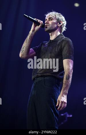 Rom, Italien. November 2024. Mr. Rain tritt während der TOUR 2024 im Palazzo dello Sport in Rom, Italien, am 26. November 2024 auf. (Foto: Domenico Cippitelli/NurPhoto) Credit: NurPhoto SRL/Alamy Live News Stockfoto