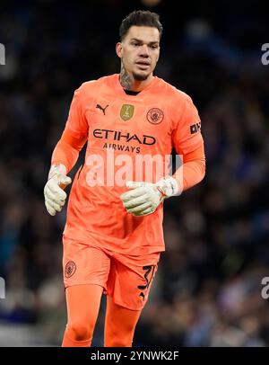 Manchester, Großbritannien. November 2024. Ederson von Manchester City während des UEFA Champions League-Spiels im Etihad Stadium in Manchester. Der Bildnachweis sollte lauten: Andrew Yates/Sportimage Credit: Sportimage Ltd/Alamy Live News Stockfoto