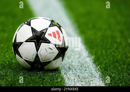 LEVERKUSEN, DEUTSCHLAND - 26. NOVEMBER: Vor dem Spiel der UEFA Champions League 2024/25 Phase MD5 zwischen Bayer 04 Leverkusen und dem FC Salzburg am 26. November 2024 in der BayArena. (Foto: Rene Nijhuis/MB Media) Stockfoto