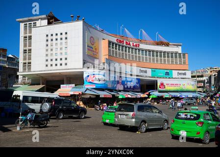 DALAT, VIETNAM - 27. DEZEMBER 2015: Bau des Zentralmarktes von Dalat. Vietnam Stockfoto