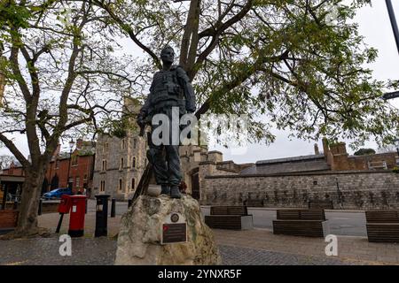 Die Statue der Irish Guardsman Statue in Windsor, Berkshire, Großbritannien Stockfoto