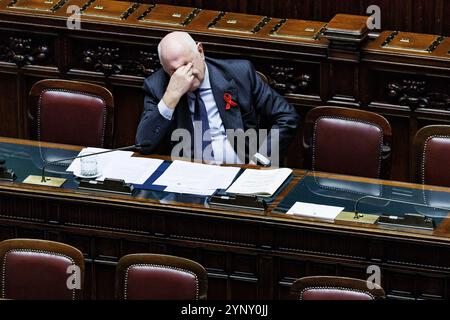 Roma, Italien. November 2024. IL ministro della Giustizia Carlo Nordio durante il Fragestunde alla Camera dei deputati, Roma, Mercoled&#xec;, 27. November 2024 (Foto Roberto Monaldo/LaPresse) Justizminister Carlo Nordio während der Fragestunde in der Abgeordnetenkammer in Rom, Mittwoch, 27. November 2024 (Foto: Roberto Monaldo/LaPresse) Credit: LaPresse/Alamy Live News Stockfoto