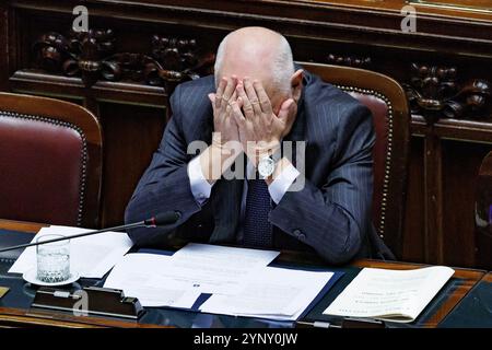 Roma, Italien. November 2024. IL ministro della Giustizia Carlo Nordio durante il Fragestunde alla Camera dei deputati, Roma, Mercoled&#xec;, 27. November 2024 (Foto Roberto Monaldo/LaPresse) Justizminister Carlo Nordio während der Fragestunde in der Abgeordnetenkammer in Rom, Mittwoch, 27. November 2024 (Foto: Roberto Monaldo/LaPresse) Credit: LaPresse/Alamy Live News Stockfoto