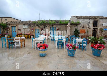 Das malerische Dorf von Marzamemi, in der Provinz Syrakus, Sizilien. Stockfoto