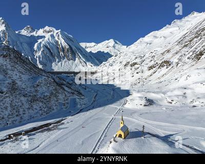 Winterlandschaft der Riale-Ebene im Formazza-Tal Stockfoto