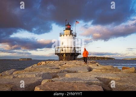 Malerisches Spring Point Ledge Lighthouse und Breakwater bei Sunset Portland Maine, New England, USA Stockfoto