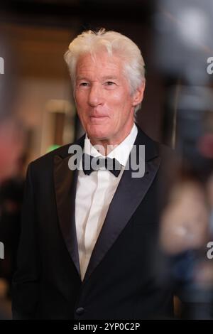 Richard Gerel posiert gemeinsam im ELLE FÜR EINEN ZUKÜNFTIGEN Fotobesuch im Four Seasons Hotel in Madrid, 27. November 2019 in Spanien Stockfoto