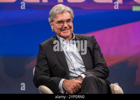 Maischberger am 27. November 2024 aus Köln. Im Bild Joe Kaeser Manager und Aufsichtsratschef Siemens Energy. Themen in der Talkrunde waren Trump und die damit verbundenen wirtschafts-politische Veränderungen sowie die Entwicklung der Debattenkultur. Köln Nordrhein-Westfalen Deutschland *** Maischberger am 27. November 2024 aus Köln auf dem Bild Joe Kaeser Manager und Aufsichtsratsvorsitzender Siemens Energy Themen in der Diskussionsrunde waren Trump und die damit verbundenen wirtschaftspolitischen Veränderungen sowie die Entwicklung der Debattionskultur Köln Nordrhein-Westfalen Deutschland Stockfoto