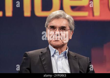 Maischberger am 27. November 2024 aus Köln. Im Bild Joe Kaeser Manager und Aufsichtsratschef Siemens Energy. Themen in der Talkrunde waren Trump und die damit verbundenen wirtschafts-politische Veränderungen sowie die Entwicklung der Debattenkultur. Köln Nordrhein-Westfalen Deutschland *** Maischberger am 27. November 2024 aus Köln auf dem Bild Joe Kaeser Manager und Aufsichtsratsvorsitzender Siemens Energy Themen in der Diskussionsrunde waren Trump und die damit verbundenen wirtschaftspolitischen Veränderungen sowie die Entwicklung der Debattionskultur Köln Nordrhein-Westfalen Deutschland Stockfoto