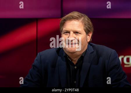 Maischberger am 27. November 2024 aus Köln. Im Bild der Journalist Michael Bröcker Table.Briefings. Themen in der Talkrunde waren Trump und die damit verbundenen wirtschafts-politische Veränderungen sowie die Entwicklung der Debattenkultur. Köln Nordrhein-Westfalen Deutschland *** Maischberger am 27. November 2024 aus Köln im Bild der Journalist Michael Bröcker Table Briefings Themen in der Talkrunde waren Trump und die damit verbundenen wirtschaftspolitischen Veränderungen sowie die Entwicklung der Debattierkultur Köln Nordrhein-Westfalen Deutschland Stockfoto