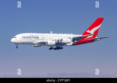 Los Angeles, USA - 9. Oktober 2024: Qantas Airbus A380-800 am Flughafen Los Angeles in den USA. Stockfoto