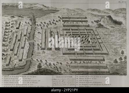 Gallische Kriege (58 v. Chr.–50 v. Chr.). Vercingetorix greift Cäsars Armee mit seiner Kavallerie auf drei verschiedenen Flanken an. Diese Kavallerie, die besiegt wurde, überquert den Fluss, um sich seiner Infanterie anzuschließen. Gravur. "Commentaires de Cesar, avec des Notes historiques, critiques et militaires" von Graf Turpin de Crissé. Band II. Veröffentlicht in Montargis und verkauft in Paris, 1785. Stockfoto