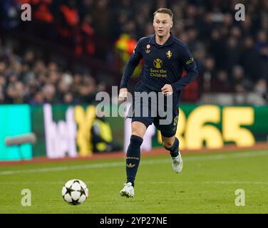 Birmingham, Großbritannien. November 2024. Teun Koopmeiners von Juventus während des Spiels der UEFA Champions League in Villa Park, Birmingham. Der Bildnachweis sollte lauten: Andrew Yates/Sportimage Credit: Sportimage Ltd/Alamy Live News Stockfoto