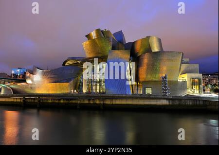 Guggenheim Museum entworfen vom Architekten Frank Gehry, Bilbao, Provinz Biskaya, Baskenland, Spanien, Europa Stockfoto