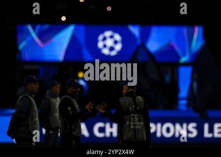 Mailand, Italien. November 2024. Ein allgemeiner Blick in das Stadion während der UEFA Champions League 2024/25 League - Matchday5 Fußballspiel zwischen FC Internazionale und RB Leipzig im San Siro Stadium Credit: dpa/Alamy Live News Stockfoto