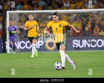 Brisbane, Australien. 28. November 2024, Steph Catley während des internationalen Freundschaftsspiels, Australien gegen Brasilien. Quelle: Kleber Osorio/Alamy Live News Stockfoto