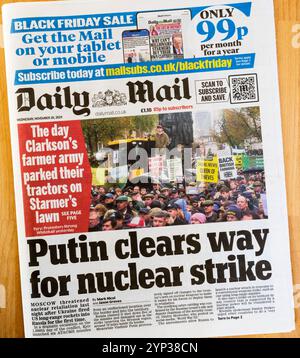 20. November 2024. Die Schlagzeile der Daily Mail lautet: Putin macht den Weg für einen Atomangriff frei. Stockfoto