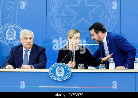 Roma, Italien. November 2023. Foto Roberto Monaldo/LaPresse03-11-2023 Roma Politica Palazzo Chigi - Conferenza stampa al termine del Consiglio dei ministri Nella foto Antonio Tajani, Giorgia Meloni, Giorgia Meloni, Matteo Salvini 03-11-2023 Rom (Italien) Palais Politica Chigi - Pressekonferenz am Ende des Ministerrates im Bild Antonio Tajani, Giorgia Meloni, Giorgia Saloni Live News Stockfoto