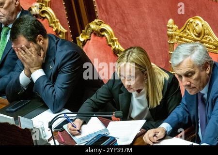 Roma, Italien. Oktober 2022. Foto Mauro Scrobogna/LaPresse 26-10-2022 Roma (Italia) Politica - Senato, Voto di Fiducia al Governo Meloni - Nella foto: Matteo Salvini, il Presidente del Consiglio Giorgia Meloni, Antonio Tajani durante i lavori in Senato sulla richiesta di fiducia del suo Governo 10-26-2022 Rom (Italien) Politik - Senat, Senat, Senat für das Vertrauen in die Regierung von Giorgia Meloni, Abstimmung in die Regierung in die Regierung von Giorgia Meloni, Senat, Senato, Senato, Senato, Senat, Senato, Senato, Senat für das Vertrauen in die Regierung von Gioroni: LaPresse/Alamy Live News Stockfoto