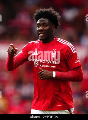 Aktenfoto vom 17.08.2024 von Nottingham Forest's Ola Aina. Nottingham Forest Coach Nuno Espirito Santo ist optimistisch, dass Verteidiger Ola Aina einen neuen Deal mit dem Verein unterzeichnen wird. Ausgabedatum: Donnerstag, 28. November 2024. Stockfoto