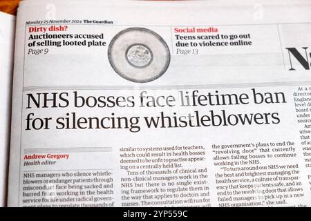 "NHS-Bosse müssen lebenslang verboten werden, Whistleblowers zum Schweigen zu bringen" Guardian-Zeitung Schlagzeile Labour-Regierungspläne artikel 25 November 2024 London Großbritannien Stockfoto