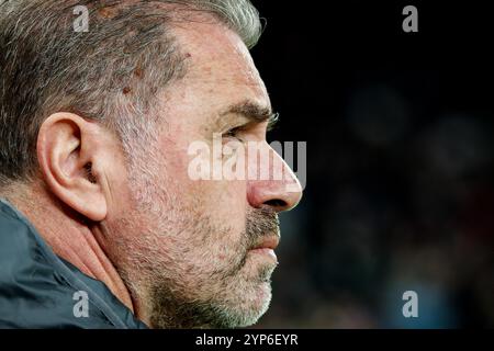 London, Großbritannien. November 2024. London, England, 28. November 2024: Ange Postecoglou (Tottenham Hotspur-Manager) vor dem Spiel der UEFA Europa League zwischen Tottenham Hotspur und Roma im Tottenham Hotspur Stadium in London. (Pedro Porru/SPP) Credit: SPP Sport Press Photo. /Alamy Live News Stockfoto