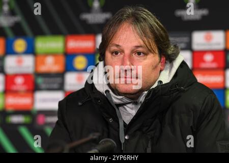 Craig Harrison Head Coach des New Saints F.C. während der Pressekonferenz nach dem Spiel nach dem UEFA Conference League - League Stage Match The New Saints vs Djurgården in Croud Meadow, Shrewsbury, Großbritannien, 28. November 2024 (Foto: Craig Thomas/News Images) in, 28. November 2024. (Foto: Craig Thomas/News Images/SIPA USA) Credit: SIPA USA/Alamy Live News Stockfoto