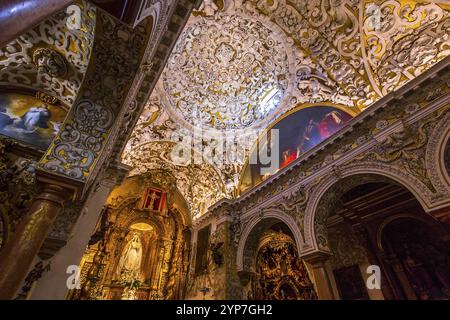 SEVILLA, ANDALUSIEN, SPANIEN, 25. MAI, 2017 : Innenräume der Kirche santa maria la blanca, 25. Mai 2017 in Sevilla, andalusien, Spanien Stockfoto