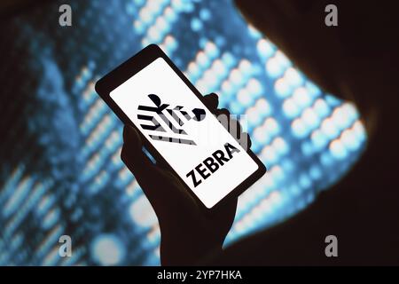 In dieser Abbildung wird das Zebra Technologies Logo auf einem Smartphone-Bildschirm angezeigt Stockfoto