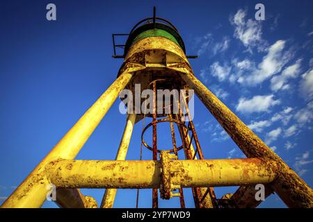 Bootsanleger und Leuchtturm in Saint Pierre, Insel La Reunion, Indischer Ozean, 26. april 2016, Saint Pierre, Frankreich, Europa Stockfoto