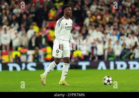 Eduardo Camavinga von Real Madrid im Spiel der UEFA Champions League, 2024/25 League Phase MD5 Spiel zwischen Liverpool FC und Real Madrid C.F. in Anfield, Liverpool am Mittwoch, den 27. November 2024. (Foto: Steven Halliwell | MI News) Credit: MI News & Sport /Alamy Live News Stockfoto