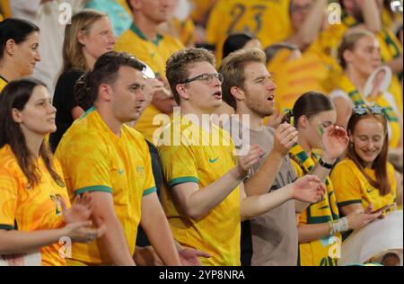 Brisbane, Australien. November 2024. Brisbane, Australien, 28. November 2024: Fans der Matildas werden im Stadion während des Freundschaftsspiels zwischen den CommBank Matildas und den brasilianischen Frauen im Suncorp Stadium in Brisbane, Australien, gesehen Matthew Starling (Promediapix/SPP) Credit: SPP Sport Press Photo. /Alamy Live News Stockfoto