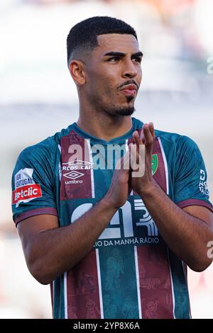 Amadora, Portugal. November 2024. Danilo Viega (CF Estrela Amadora) wurde während des Liga-Portugal-Spiels zwischen CF Estrela Amadora und CD Nacional im Estadio Jose Gomes gesehen. Endpartitur; CF Estrela Amadora 2:0 CD Nacional (Foto: Maciej Rogowski/SOPA Images/SIPA USA) Credit: SIPA USA/Alamy Live News Stockfoto