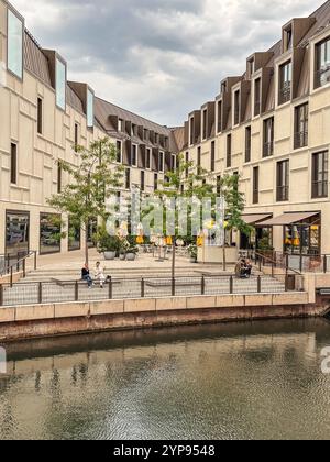 Nürnberg, Deutschland - 24. Juli 2023: Augustinerhof-Komplex in der Nürnberger Altstadt, in dem sich eine Zweigstelle des Deutschen Museums München, Hotels, Restaurants und Restaurants befinden Stockfoto