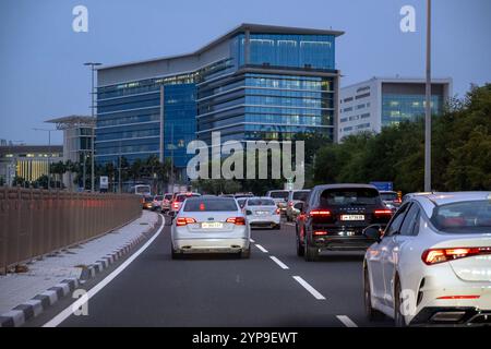 Ansicht des Hauptquartiers des Ministeriums für öffentliche Gesundheit in Doha, Katar Stockfoto