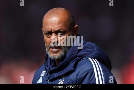 Aktenfoto vom 08/24 von Nottingham Forest Head Coach Nuno Espirito Santo, der sein Team aufgefordert hat, „zurück zu den Grundlagen“ zu gehen, um die Niederlage gegen Ipswich zu beenden. Ausgabedatum: Freitag, 29. November 2024. Stockfoto