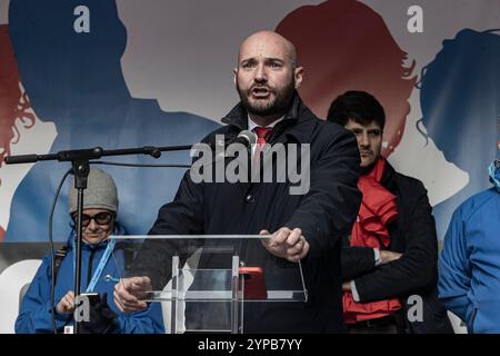 Mailand, Italien. November 2024. Nella foto Luca Stanzioni segretario generale Camera del LavoroMilano - Italia - Cronaca Venerd&#xec;, 29 Novembre, 2024 (Foto di Marco Ottico/Lapresse) Cgil und UIL Prozession anlässlich des Generalstreiks Mailand, Italien - Nachrichten Freitag, 29. November 2024 (Foto von Marco Ottico/Lapresse) Credit: LaPresse/Alamy Live News Stockfoto