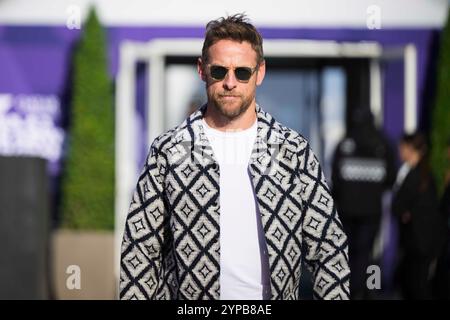 Lusail, Katar. November 2024. Jenson Button ehemaliger F1-Rennfahrer. Ahmad Al Shehab/Alamy Live News. Stockfoto