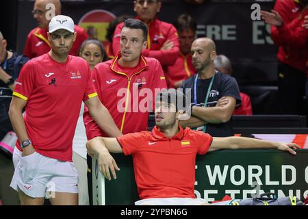 Ich sah enttäuscht aus, nachdem ich das Spiel verloren hatte, l-R. Rafael Nadal, Roberto Bautista-Agut und Carlos Alcaraz beim Davis Cup Finale 2024, Palacio de D Stockfoto